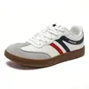 Zapatillas de hombre estilo alemán, nueva colección otoño/invierno 2026, modernas y versátiles, zapatos blancos retro de suela plana con bloques de color, disponibles en estilo para parejas