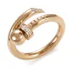 Pulsera de Acero Inoxidable Moda Estilo Ins Europeo y Americano Pulsera Personalizada con Clavo de Diamante Anillo de Acero de Titanio Joyería Transfronteriza Chapada en Oro