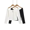 Camiseta Sexy de Hombros Descubiertos con Cutout y Cuello Halter de Manga Larga, Nueva Camiseta Básica Ajustada de Primavera, Top Picante para Chica