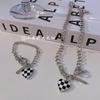 Pulsera de Amor Blanco y Negro con Rejilla de Ajedrez y Cartas Estilo Japonés-Coreano para Mujer Hebilla Simple Collar Versátil Temperamento Joyería para Estudiante Novia