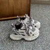 Tênis Esportivo Infantil Primavera e Outono 2026, Estilo Britânico Colorido "Dad Shoes", Unissex, Cadarço Duplo, com Tiras de Velcro, Sapatos de Corrida Antiderrapantes