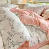 Nueva cama de algodón de clase A para madres e hijos de 120 grados, juego de cuatro piezas para el hogar, juego de tres piezas para dormitorio de estudiantes con diseño floral, venta al por mayor
