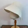 Sombrero de Pescador Retro Japonés para Mujer, Primavera y Verano, Versátil, Transpirable, Adelgazante de Rostro, con Correas de Amarre, Sombrero de Sol con Ranura Trasera, Sombrero Loli