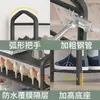 Zapatero sencillo de varios niveles para dormitorios, económico y adecuado para espacios pequeños y estrechos en apartamentos de alquiler; una solución de almacenamiento compacta y minimalista