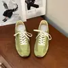 Zapatillas de Entrenamiento Alemanas de Suela Blanda Color Verde Aguacate para Mujer, Otoño 2026 Versátiles Al Por Mayor Personalizadas con Cordones Zapatillas Casuales