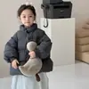 Ropa de invierno para niños 2026 nuevo estilo chaqueta acolchada de algodón para niñas de invierno, abrigo exterior cálido y engrosado de moda