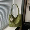 Bolso de mano simple y elegante de lunares, estilo nuevo, bolso versátil para llevar debajo del brazo, bolso de mano 2026, bolso de hombro para el trabajo para mujer