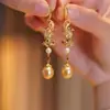 Pendientes de Mujer Estilo Chino Nuevo, Pendientes Antiguos de Lujo Ligero, Pendientes de Alta Gama, Imitación Oro, Perlas, Cuentas Rojas del Sur