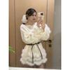 Suéter de Tricô de Alta Qualidade 25 Outono e Inverno Novo com Recorte em Um Ombro para Mulheres, Estilo Elegante Costurado com Borda Crua Top Solto na Cintura