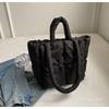 Jaqueta Leve Casual de Penas Bolsa Tote Grande para Mulheres 2026 Nova Moda Versátil Bolsa de Ombro Grande Capacidade Bolsa para o Dia a Dia
