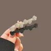 Pin de Corbatín Pequeño con Pedrería Dongdaemun Coreano para Mujer 2026 Nuevo Pin de Pelo para la Frente de Gama Alta Pin de Pato