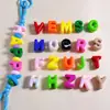 Cuentas Acrílicas con Letras Inglesas y Agujero Grande al por Mayor para Cadenas de Teléfono DIY, Llaveros, Colgantes para Bolsos y Materiales para Accesorios