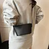 Bolsas Pequeñas Estilo Coreano Primavera/Verano 2026 Diseño de Nicho 2026 Bolso Cruzado de Hombro Único de Moda para Mujer Bolso Tipo Cubo de Diseño de Nicho
