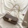Bolsos Franceses de Nicho para Mujer 2025 Nuevo Bolso de Hombro Retro de Moda con un Toque de Lujo, Elegante Bolso de Cadena, Bolso Cruzado Versátil