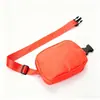 Bolsa de cintura para atividades ao ar livre estilo lulu, bolsa de peito à prova d'água de nylon, bolsa transversal, bolsa de cintura esportiva multifuncional para homens e mulheres
