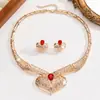 Collar con Colgante de Corazón Recortado Exagerado Popular Transfronterizo Set de Pendientes Moda para Mujer Aleación Flor Joyería Nupcial