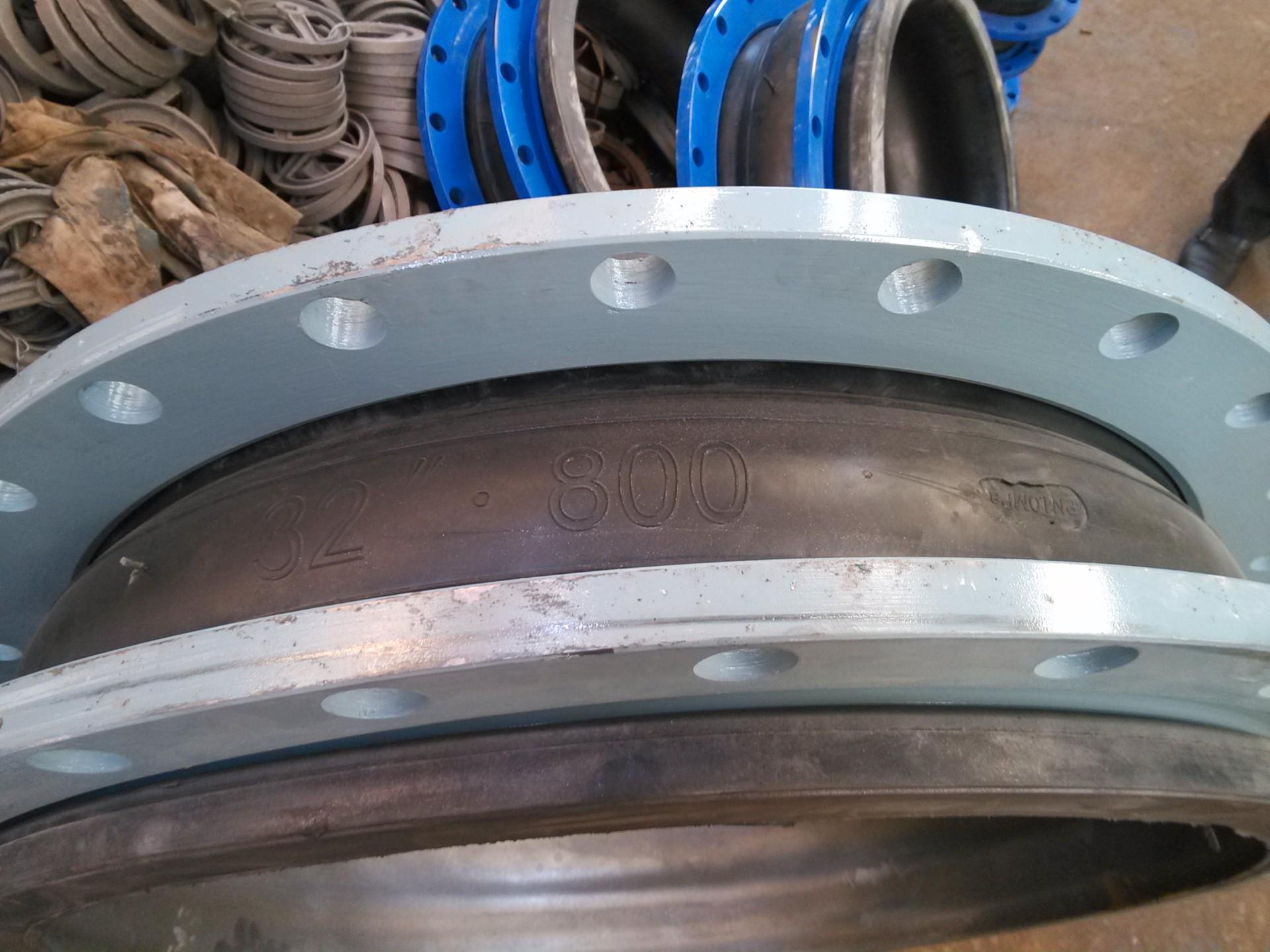 DN800-10公斤橡胶软接头2