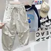 Calças para Meninos 2024 Novas Calças Casuais de Outono para Crianças Maiores Calças Cargo de Outono Infantis Estilosas Tendência