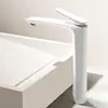 Lavabo de Lujo Ligero Grifo Gris Pistola Todo Cobre Agua Caliente y Fría Lavabo Doméstico para Baño Lavabo Lavabo de Mesa Grifo