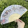 Leque Dobrável Estilo Antigo Transfronteiriço para o Verão, Estilo Chinês, Hanfu, Cheongsam, Leque Pequeno Dobrável de Bambu Portátil para Mulheres