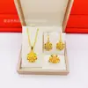 Pingente de Flor de Peônia Simples e Fashionável Exquisito Colar Feminino Banhado a Ouro Cobre Versátil Joia Fonte Fabricante Atacado