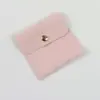 Encuentra Fabricantes de Fuente de Fábrica para Personalizar Profesionalmente Bolsas para Joyería, Muestras Listas y Bolsas de Almacenamiento para Joyería Cepilladas de Microfibra para Procesamiento