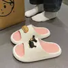 Sandalias para Mujer 2025 Nuevo Estilo Lindas para el Hogar Baño Natación Suela Gruesa Antideslizantes Sandalias para Mujer para Usar Afuera