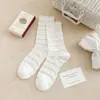 Calcetines Finos de Primavera y Verano para Mujer con Lazo, Calcetines Versátiles de Textura Fresca hasta la Pantorrilla, Calcetines de Malla de Encaje Transpirables Holgados para Mujer