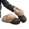 Zapatillas de Media Pantufla Cubre-dedos de Venta Caliente Ropa de Exterior para Mujer 2026 Nuevo Invierno Felpa Plus Estilo Coreano Slip-Ons Zapatos de Algodón con Suela Gruesa Zapatos Peludos