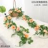 Simulación de rosas, flores falsas, enredaderas, enredaderas, tuberías de agua de aire acondicionado montadas en la pared, refugio sinuoso, techo decorativo para sala de estar, plantas de plástico