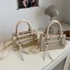 Bolsa Pequena Quadrada de Palha Tecida Patchwork para Mulheres 2025 Nova Coleção Primavera/Verão Textura Vintage Bolsa de Ombro Transversal Tecida Patchwork