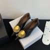 ¡Estilo Francés! Zapatos de Cuero para Mujer de Verano con Hebilla Metálica Dorada Puntiaguda, Tacón Medio Bajo, Dos Vías, Elegantes y Versátiles