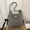 Bolso bandolera de gran capacidad, moderno, estilo francés, nuevo de moda otoño 2026, de alto valor, elegante, mochila para el día a día para mujer
