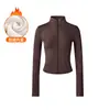 Conjunto de Yoga de Bloques de Color de Alta Gama con Cárdigan de Cremallera de Cuello Alto y Conjunto de Pantalones de Yoga Ajustados de Cintura Alta con Sensación de Piel Nude