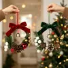 Adornos de Campanillas Pequeñas de Navidad, Decoración de Escena de Piña de Árbol de Navidad con Lazo de Terciopelo, Suministros Decorativos Pequeños Colgantes