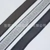 Dongguan Yushun produce una correa de muñeca electrostática de 18 mm hecha de banda elástica de nailon conductor de fibra plateada con buena conductividad.