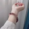 Pulseira de Jade de Seda Dourada Natural de Xinjiang na Cor Violeta, Versátil e Elegante para Mulheres, Disponível em Várias Cores, em Estoque e de Origem Natural