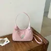 Bolsa de mão vintage requintada Ruien para mulheres, nova coleção de outono 2026, bolsa transversal estilosa com alto apelo estético, bolsa tote pequena da moda