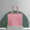Sacolas TNT Personalizadas para Lojas de Roupas, Sacolas de Compras Impermeáveis para Roupas, Sacolas Tote Bag TNT, Sacolas Ecológicas Estampadas em Cores em Estoque