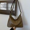 Bolsa de couro macio transfronteiriça de grande capacidade feminina 2025 nova bolsa de ombro casual retrô multifuncional bolsa transversal simples
