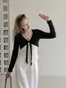 Camiseta corta LiLvi de lunares con lazo, estilo dos piezas, top de otoño de manga larga ajustado para mujer