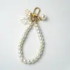 Llavero Cadena de Perlas con Concha de Amor Coreana Pulsera de Perlas Vintage Pequeño Regalo Accesorios Colgantes para Bolso de Coche