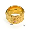 Anillo de Nuevo Estilo Lujo Ligero Nicho Textura Irregular Incrustado con Circonita para Mujer, Acero de Titanio Tendencia Hip-Hop Personalizado Joyería de Oro de 18K