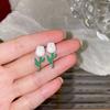 Pendientes de tulipán blanco de verano con aguja de plata S925, diseño de nicho, pendientes de flores, pendientes Mori, nuevos pendientes