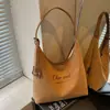 Bolsa tote casual simples com letras transfronteiriça, nova moda de verão 2026 bolsa de ombro, bolsa de ombro versátil para o dia a dia