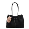 Bolsa Tote Retrô de Camurça Casual para Mulheres 2025 Outono Nova Grande Capacidade Fashionável para o Dia a Dia Ombro Axila