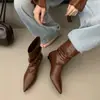 Botines de Punta Aguda Estilo Británico 2026 para Mujer Otoño Invierno Diseño de Tacón Bajo Botas Chunky Tacón Bajo Botas Martin para Mujer