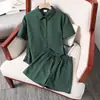 Conjunto de Roupas Infantis Europeu e Americano 2026 Primavera/Verão Novo Cor Sólida Slim Fit Casual Manga Curta Botão Único Camisa e Shorts Conjunto de Duas Peças