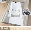 Venta al por mayor transfronteriza de atuendos profesionales marrones nuevos de otoño e invierno: Conjunto de dos piezas de blazer de manga larga y pantalón ancho para mujer, moderno