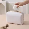 Bolsa de maquillaje cuadrada minimalista de color sólido, organizador de viaje de gran capacidad, bolsa de almacenamiento de alta gama, organizador ligero y lujoso para lápices labiales y cosméticos